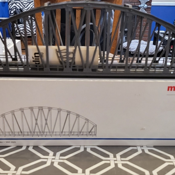 Marklin HO 74636 Arch Bridge - Picture 2 of 2